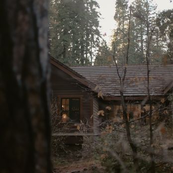 Calaveras Big Trees State Park - Gift shop and museum from a distance - Parks Near Me - Arnold, California