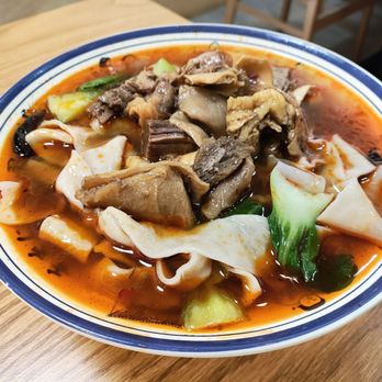 A Xiang Mi Xian - Beef Brisket Ban Mian - Chinese Near Me - Flushing, New York