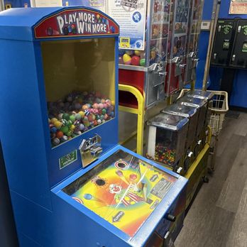 Quik Wash Laundromat - Games - Laundromat Near Me - Joshua, Texas Quik Wash Laundromat - Games - Laundromat Near Me - Joshua, Texas