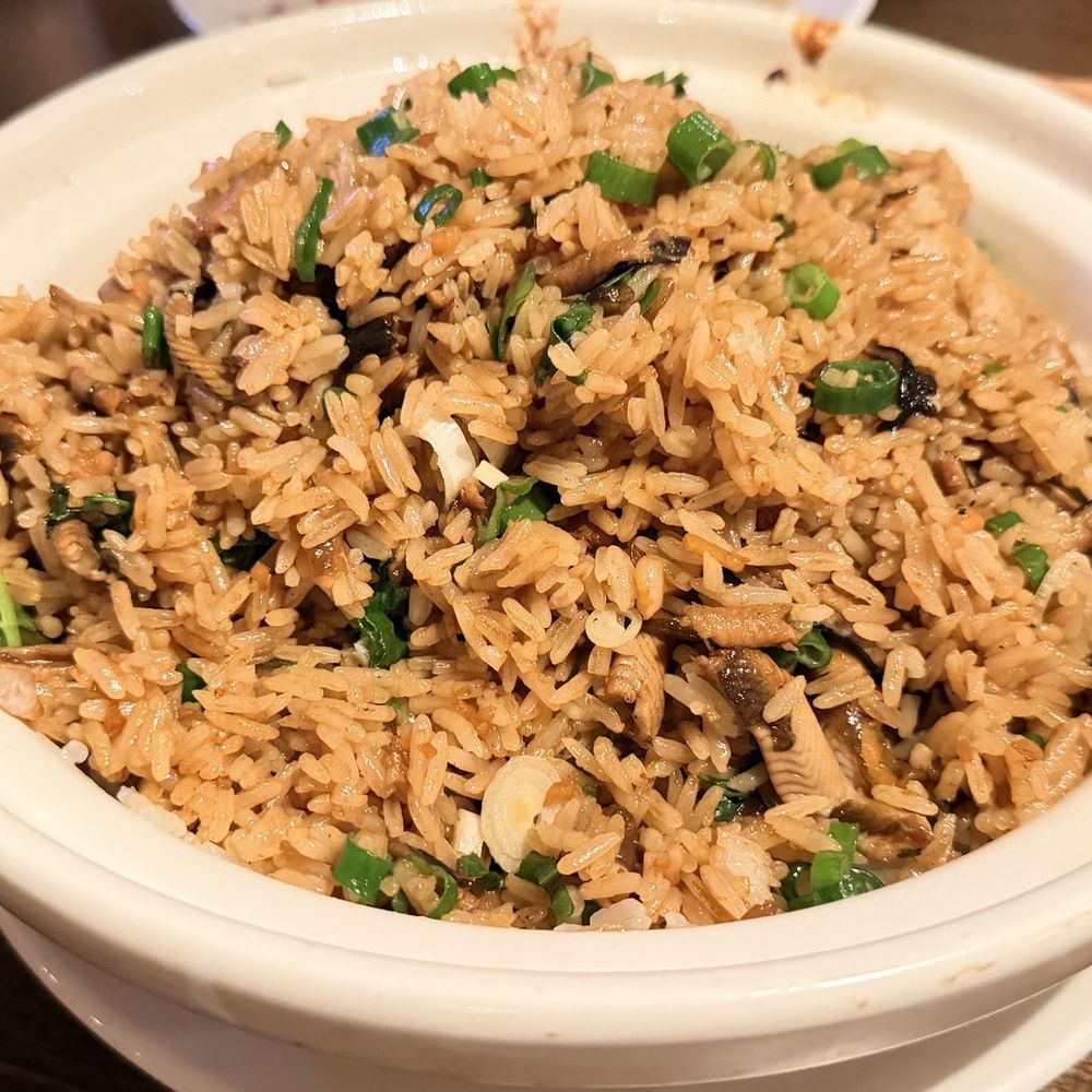 Kue's Chinese Kitchen and Bar - Chinese Near Me - Alhambra, California