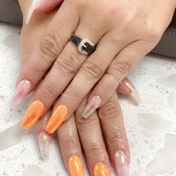 Sun N' Nails