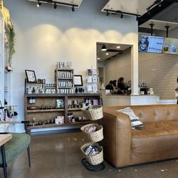 Casual Grounds Coffee - Inside