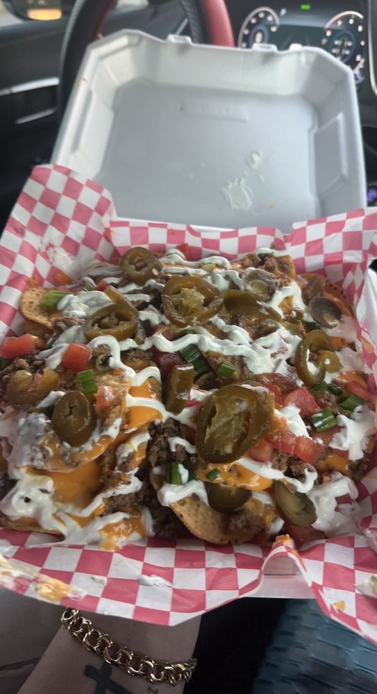 Texas Bigfoot Eats