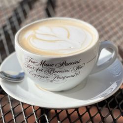 Crepes de Paris - Vanilla latte with condensed milk