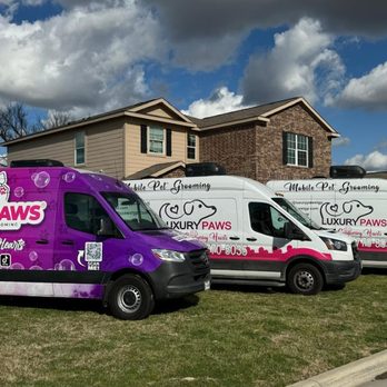 Luxury Paws - Our trucks! - Pet Groomers Near Me - Jarrell, Texas Luxury Paws - Our trucks! - Pet Groomers Near Me - Jarrell, Texas