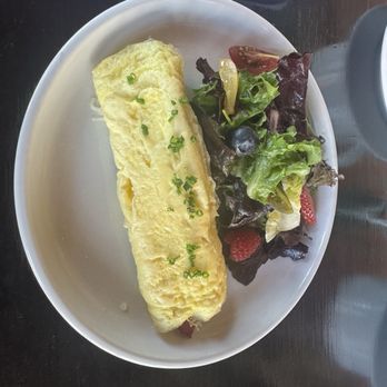 Suzette - Cheese and bacon omlet - Breakfast & Brunch Near Me - Chula Vista, California Suzette - Cheese and bacon omlet - Breakfast & Brunch Near Me - Chula Vista, California
