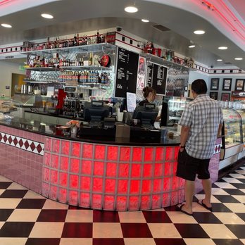Rick's Dessert Diner - Desserts Near Me - Sacramento, California Rick's Dessert Diner - Desserts Near Me - Sacramento, California