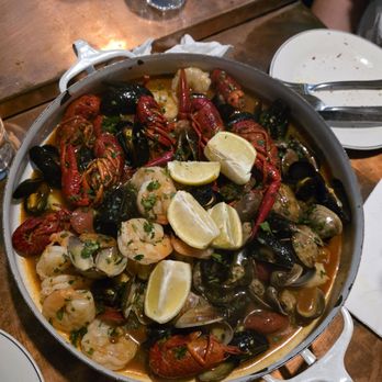 Seafood Station - 1lb crawfish shrimp clams mussels - Seafood Near Me - San Francisco, California