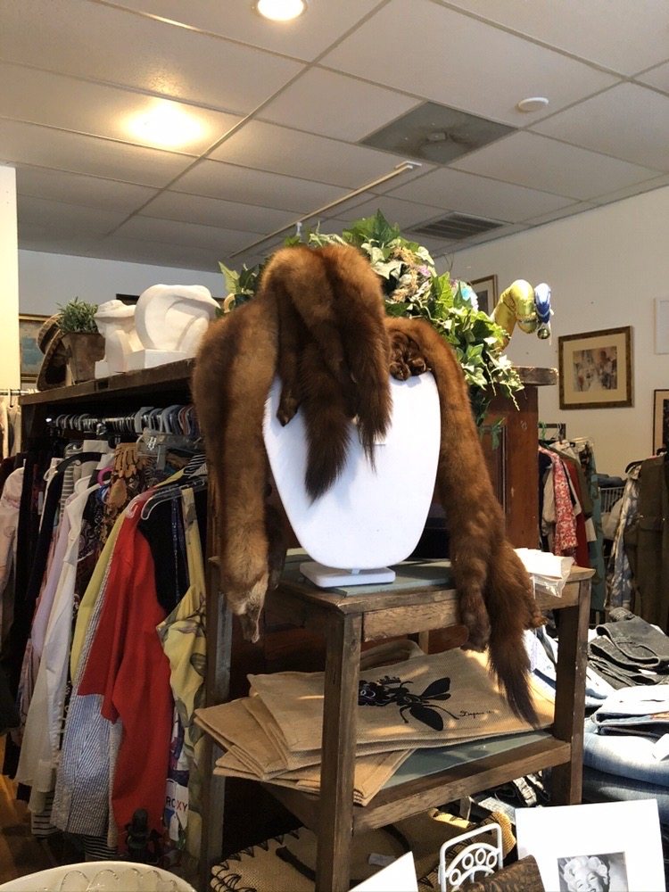 THREE SISTERS RESALE & MORE 32 Palmetto Bay Rd, Hilton Head Island