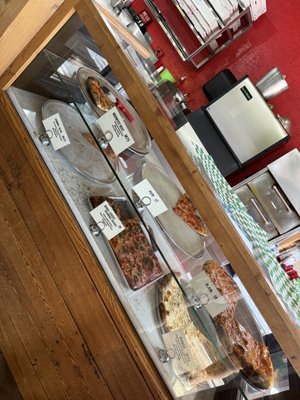 Virtuoso Pizzeria by David Losole by null