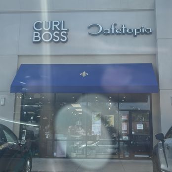 Curl Boss - Front - Hair Salons Near Me - Houston, Texas