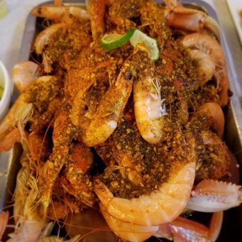 Cracking Crab - Cajun/Creole Near Me - Montrose, California Cracking Crab - Cajun/Creole Near Me - Montrose, California