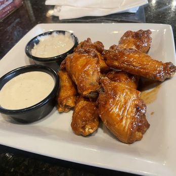 Rik's Cafe - Semane Wing - Cafes Near Me - Hagerstown, Maryland