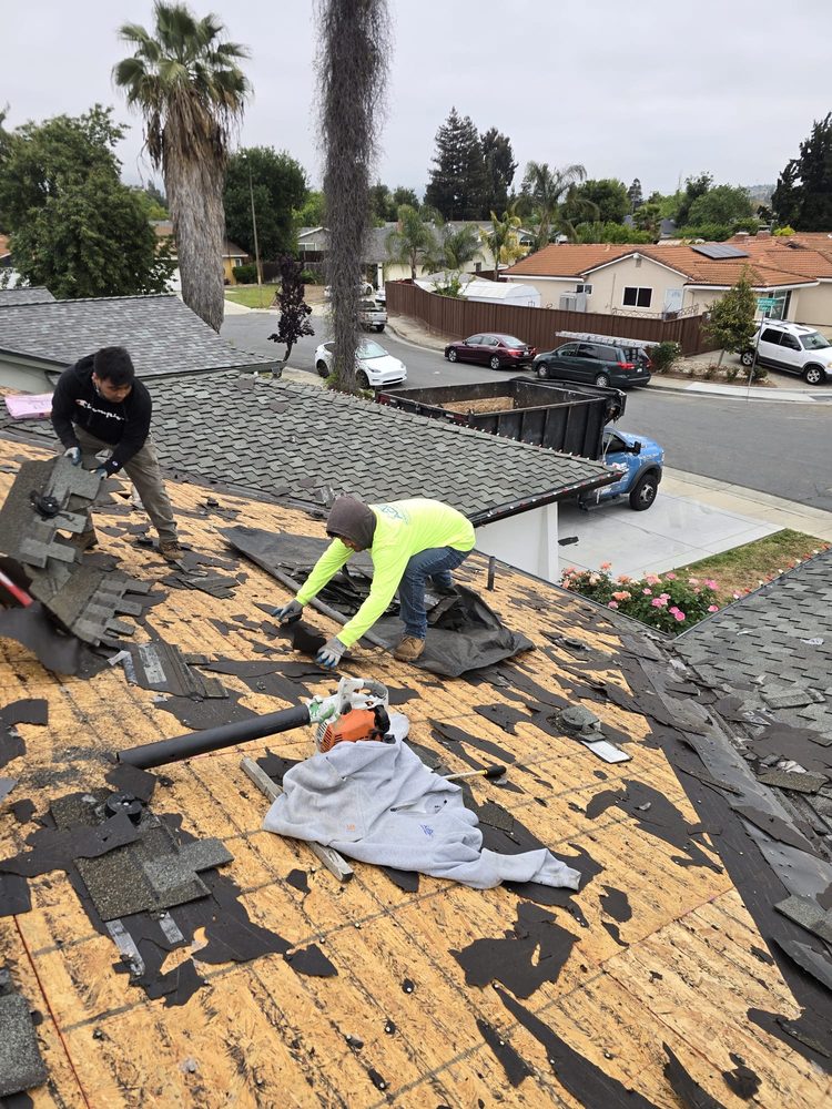Slide of Acme Roofing Services