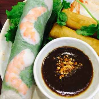 Pho Ba Co - Spring rolls and chicken egg rolls with yummy peanut sauce - Vietnamese Near Me - Irvine, California Pho Ba Co - Spring rolls and chicken egg rolls with yummy peanut sauce - Vietnamese Near Me - Irvine, California
