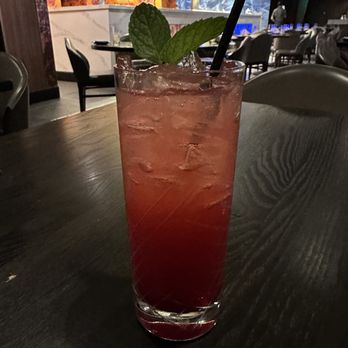 Gordon Ramsay Hell's Kitchen - Blue Meadow mocktail - Steakhouses Near Me - Stateline, Nevada