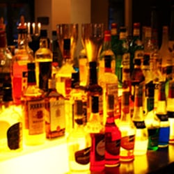Hemingway's Bar-Lounge