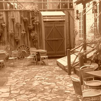 La Maison Smith - Courtyard. - Coffee & Tea Near Me - Quebec City, Quebec La Maison Smith - Courtyard. - Coffee & Tea Near Me - Quebec City, Quebec