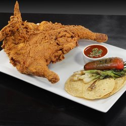 El Gallo De Acero - Fried chicken/ pollo frito