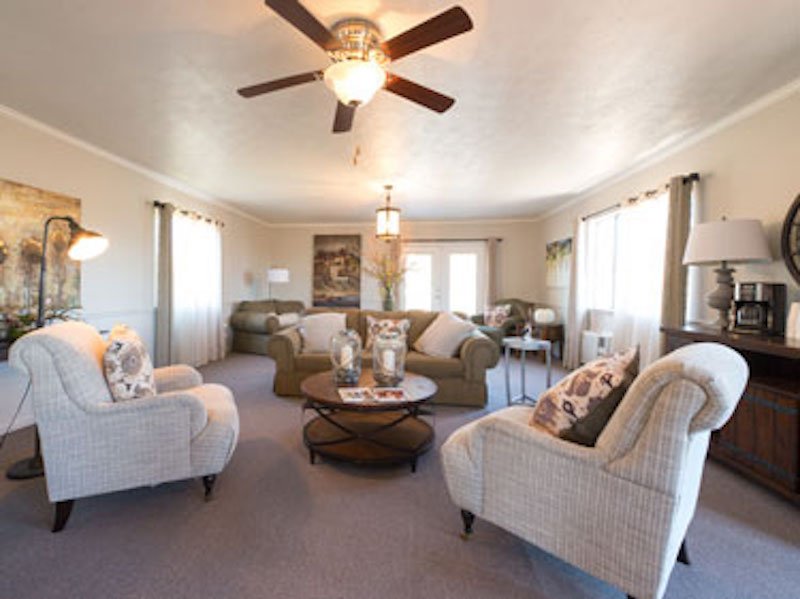 MAGNOLIA OAKS Apartments in Gautier, Mississippi at 2804 Dubarry Dr