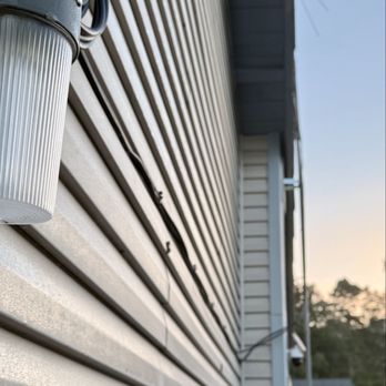 The Remo Group - My antenna cables are hidden in the shadows of my vinyl siding. How cool is that? - Security Systems Near Me The Remo Group - My antenna cables are hidden in the shadows of my vinyl siding. How cool is that? - Security Systems Near Me