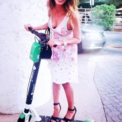 Scottsdale Mall - You make my knees feel weak. Just kidding. Yesterday was leg day. Not sure heels and scooter go hand in hand but I like this adult fun.