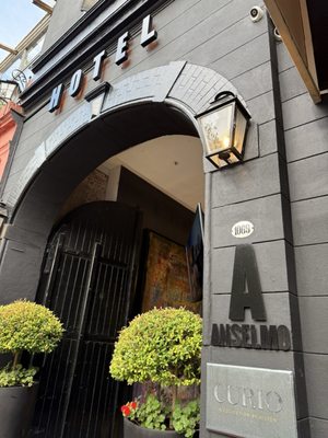 Anselmo Buenos Aires, Curio Collection by Hilton by null