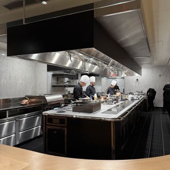 César - Kitchen - Seafood Near Me - New York, New York
