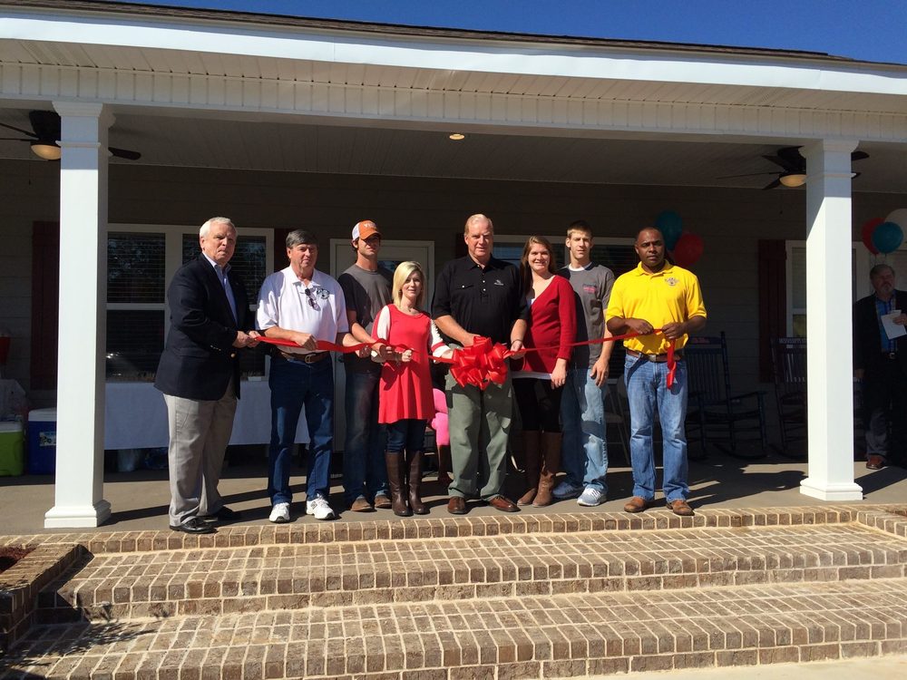 PREMIER AUTO SALES Updated August 2024 402 S Archusa Ave, Quitman