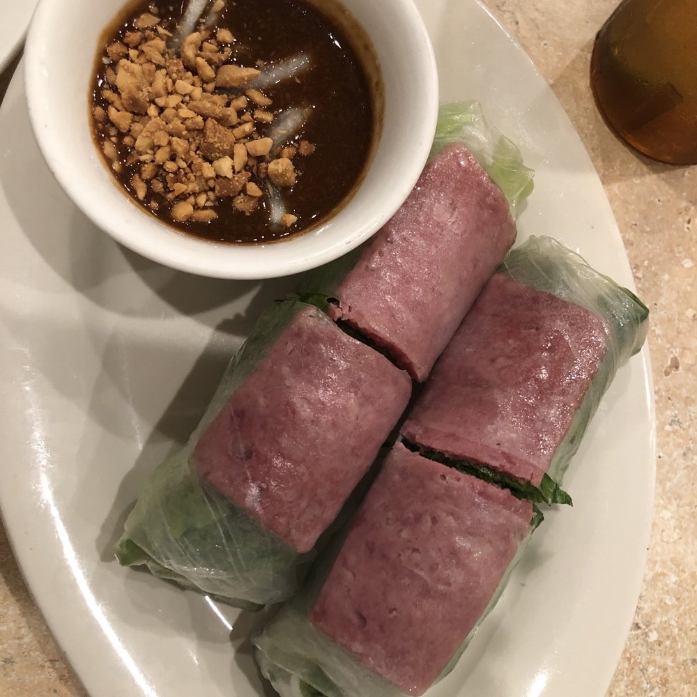 Nem nuong spring rolls