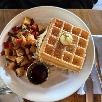 The Hideout Kitchen - The Wafflesandwich w/ country potatoes - New American Near Me - Lafayette, California The Hideout Kitchen - The Wafflesandwich w/ country potatoes - New American Near Me - Lafayette, California