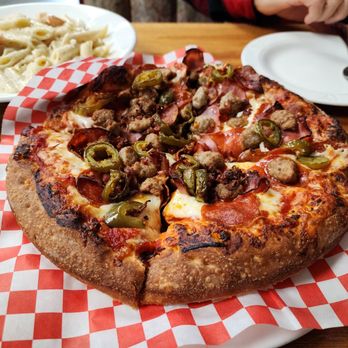 El Hornito Pan Pizza - Bonus Pizza - Pizza Near Me - Newark, California El Hornito Pan Pizza - Bonus Pizza - Pizza Near Me - Newark, California