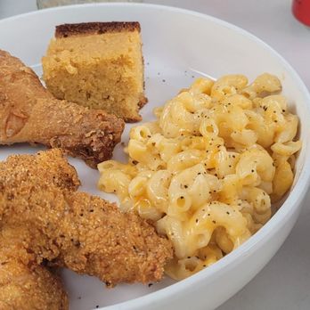 Southern Love - Catfish and chicken with mac n cheese and cornbread - Southern Near Me - Honolulu, Hawaii Southern Love - Catfish and chicken with mac n cheese and cornbread - Southern Near Me - Honolulu, Hawaii