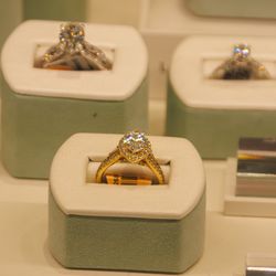 Helzberg Diamonds - Helzberg Diamonds