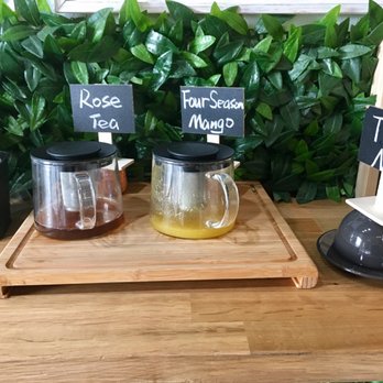 Boba Tree - Samples (Both Delicious!) - Coffee & Tea Near Me - Mesa, Arizona