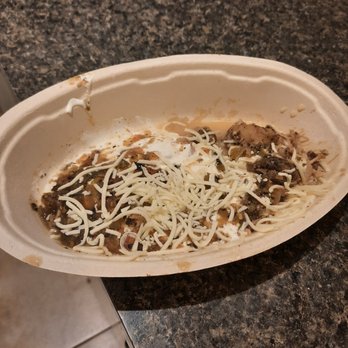 Chipotle Mexican Grill - This is what I got on a DOUBLE meat burrito bowl via online pick up order.  Pathetic! - Mexican Near Me - Saint Joseph, Missouri