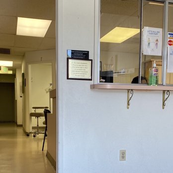 Golden State Smiles - Plexiglass barriers - Orthodontists Near Me - San Leandro, California Golden State Smiles - Plexiglass barriers - Orthodontists Near Me - San Leandro, California