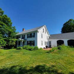 Canterbury Center Bed and Breakfast