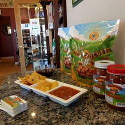 Shenandoah Fine Chocolates - Fresh chips and salsa.