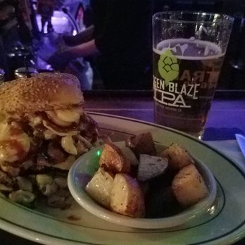 Essex St. Pub - A. Dogg - Pubs Near Me - Buffalo, New York