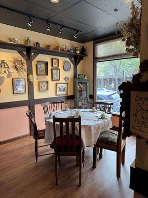 Lovejoy's Tea Room by null