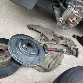 Driveway Mechanics - Brake Pads and Rotors - DIY Auto Shop Near Me Driveway Mechanics - Brake Pads and Rotors - DIY Auto Shop Near Me