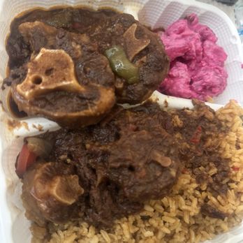 Karibbean Cuisine - Stewed Beef Plate - Dominican Near Me - Los Angeles, California Karibbean Cuisine - Stewed Beef Plate - Dominican Near Me - Los Angeles, California