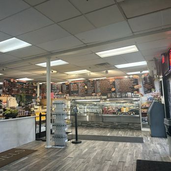 Bagel Twist & Deli - Bagels Near Me - Teaneck, New Jersey