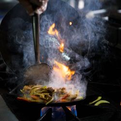 Taco Bill Melton - Sizzling fajitas