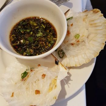 Mandarin Kitchen - Steamed scallop with soya - Chinese Near Me - London, XGL Mandarin Kitchen - Steamed scallop with soya - Chinese Near Me - London, XGL