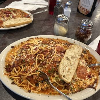 Salvatori's Authentic Italian Eatery - Warsaw - Spaghetti - Italian Near Me - Warsaw, Indiana Salvatori's Authentic Italian Eatery - Warsaw - Spaghetti - Italian Near Me - Warsaw, Indiana