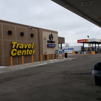 Flying J Travel Center - from the car pumps looking at the truck pumps - Gas Stations Near Me - Minot, North Dakota Flying J Travel Center - from the car pumps looking at the truck pumps - Gas Stations Near Me - Minot, North Dakota