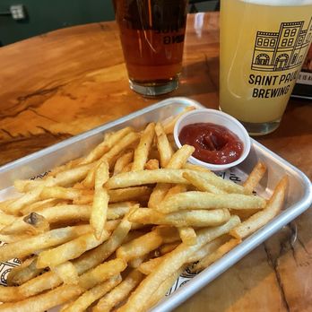Saint Paul Brewing - Side of fries - Breweries Near Me - Saint Paul, Minnesota