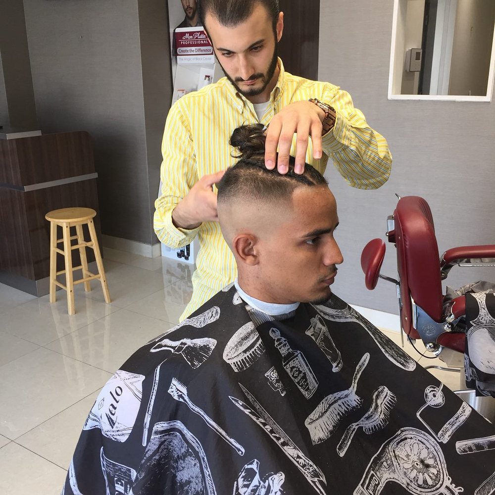 Eli S Salon Barbershop 12 Photos Barbers 4128 Bathurst St